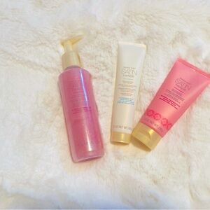Mary Kay Limited-Edition† White Tea & Citrus Satin Hands Set